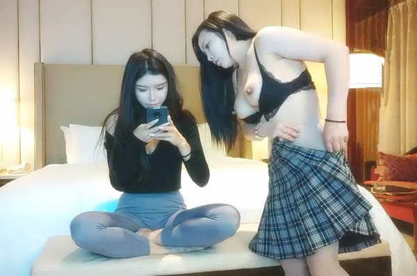 日榜周 榜冠 军新 一代 女 探 花同闺 蜜连搞2 场 玩双 飞